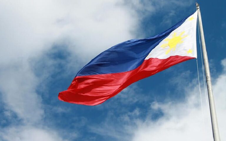 Saludamos y felicitamos a la República de Filipinas al conmemorar 27 años de su Independencia