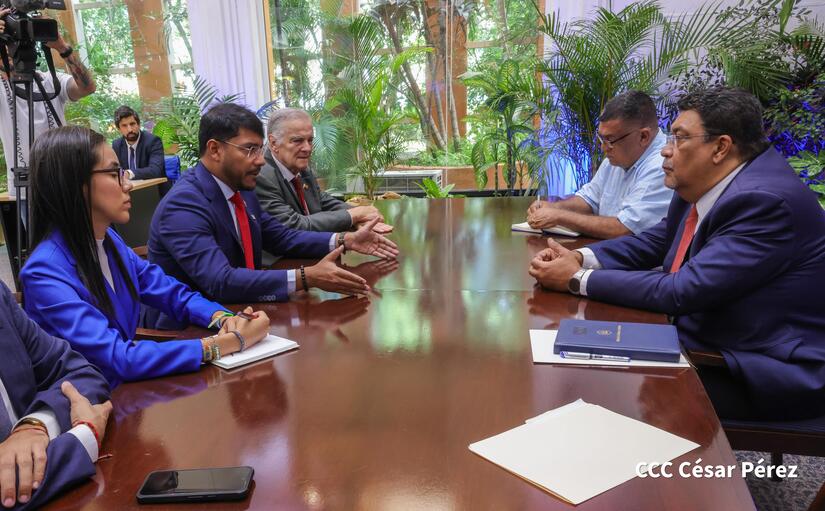 Secretario Ejecutivo del ALBA-TCP visita Nicaragua