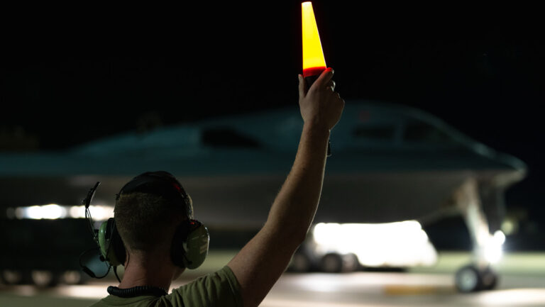 Trump amenaza con atacar a Irán si reinicia su programa nuclear