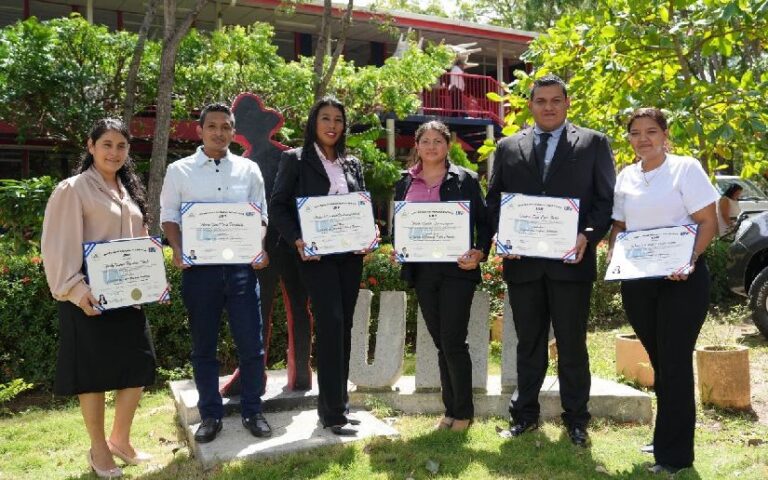 Universidades de Nicaragua han entregado más de 15 mil títulos profesionales en el año 2025