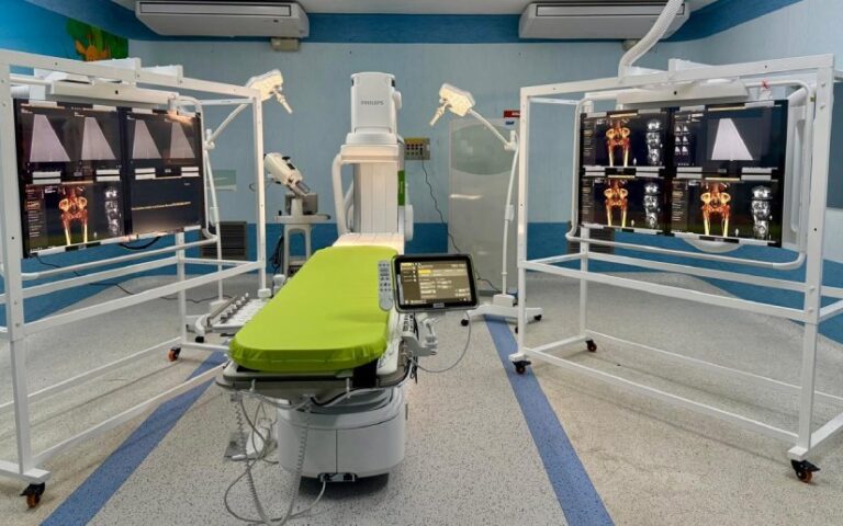 Hospitales Manolo Morales y La Mascota cuentan con nuevos angiógrafos de última generación