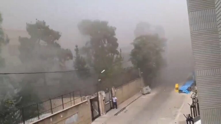 Israel detona coches bombas en Teherán