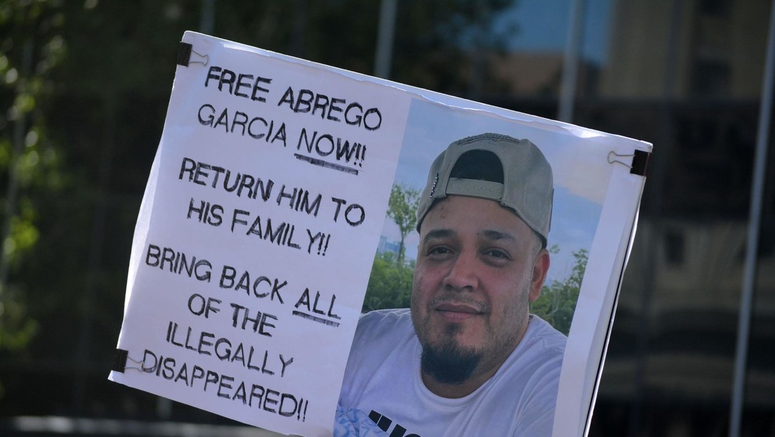 Migrante es deportado por error pero luego lo regresan