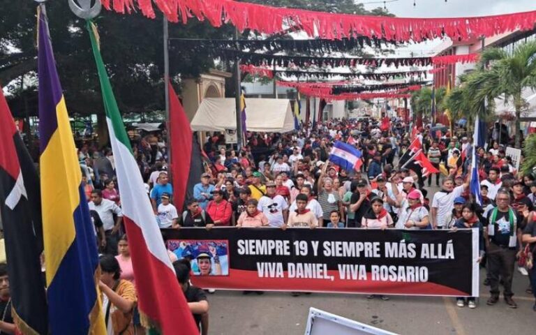 Carazo conmemora el 46 aniversario de su liberación