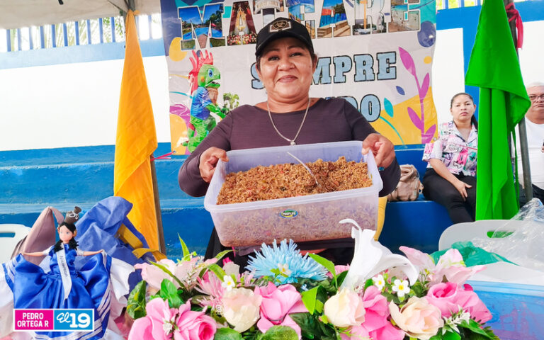 Centenares de familias disfrutan del Festival de los Arroces