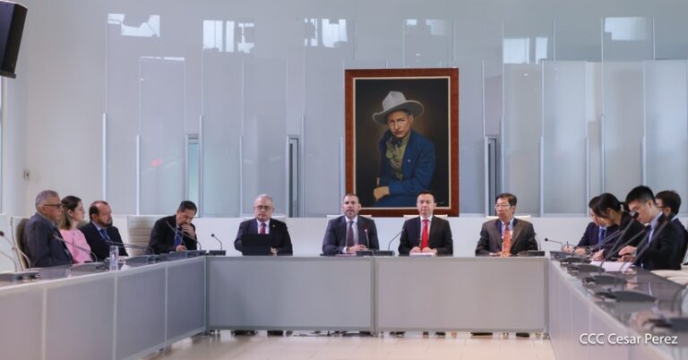 Delegación de Nicaragua sostiene encuentro con camarada Zhang Run