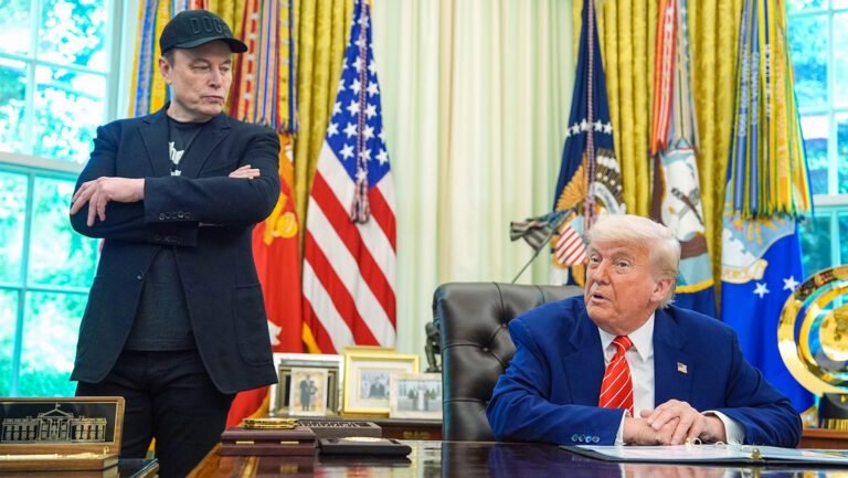 Donald Trump no descarta posibilidad de deportación de Elon Musk