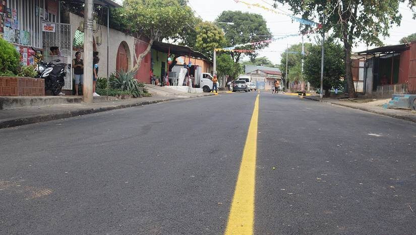 Familias del barrio Rigoberto López Pérez estrenan calles