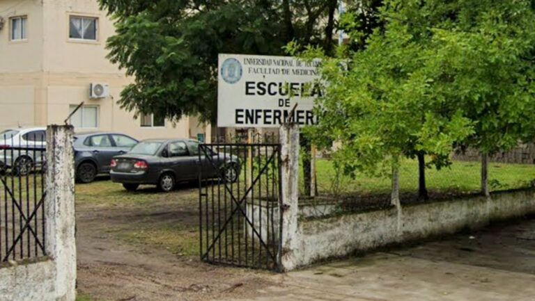 Mafia en una Escuela de Enfermería en Argentina