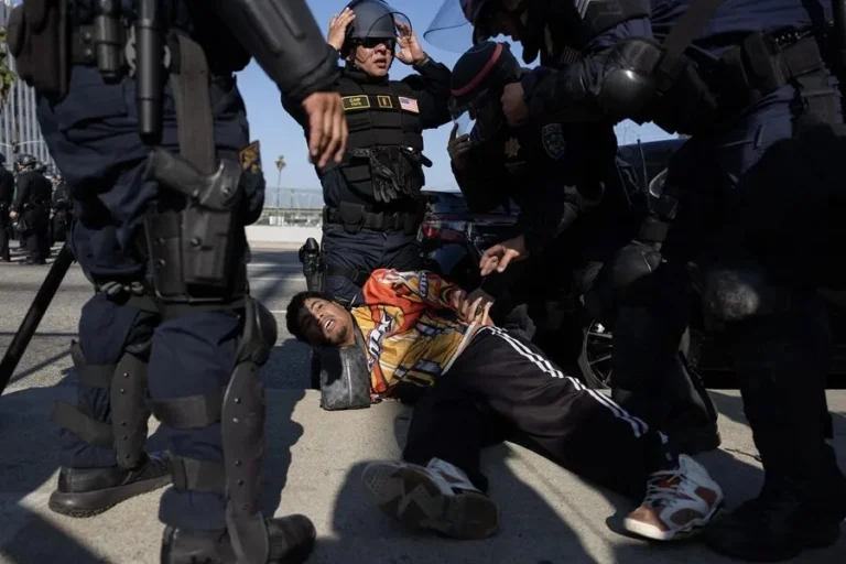 Muere un mexicano durante redada migratoria en EEUU