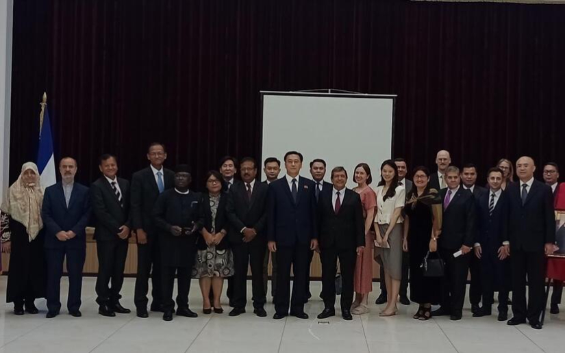 Pyongyang celebra el 46/19