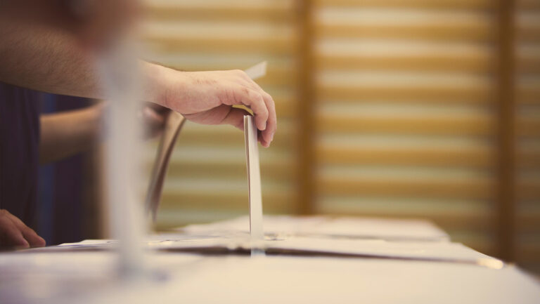 Reino Unido ha confirmado que rebajará la edad legal para votar