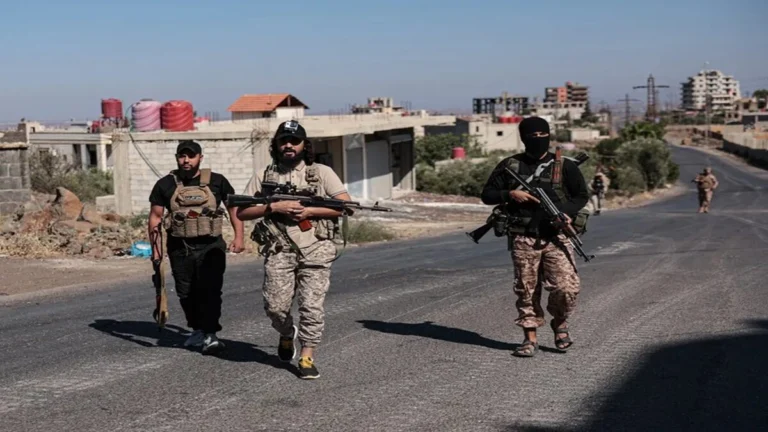 Siria despliega fuerzas en Sweida tras alto al fuego en medio de denuncias de violencia