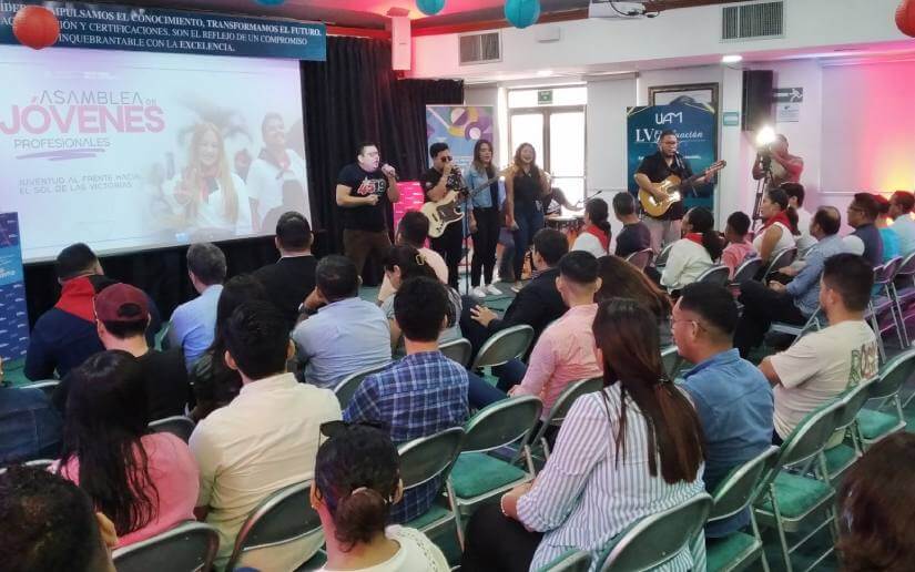 Realizan Congreso “Juventud al Frente”