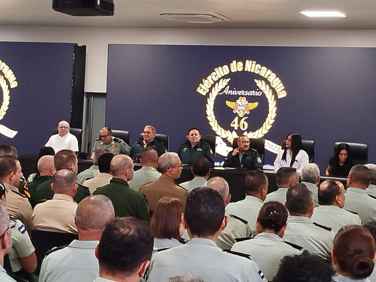 Cuerpo Médico Militar celebra 46 año de fundación 1