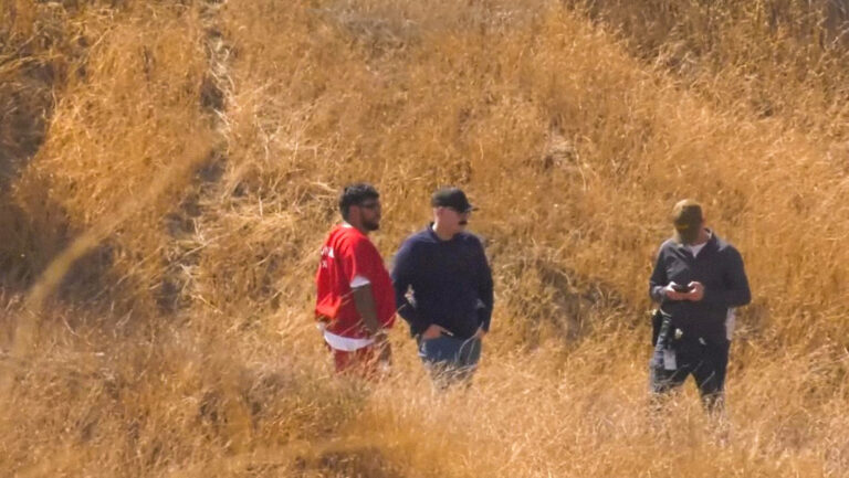 Detienen a padres bajo la sospecha de asesinato de su hijo de siete meses