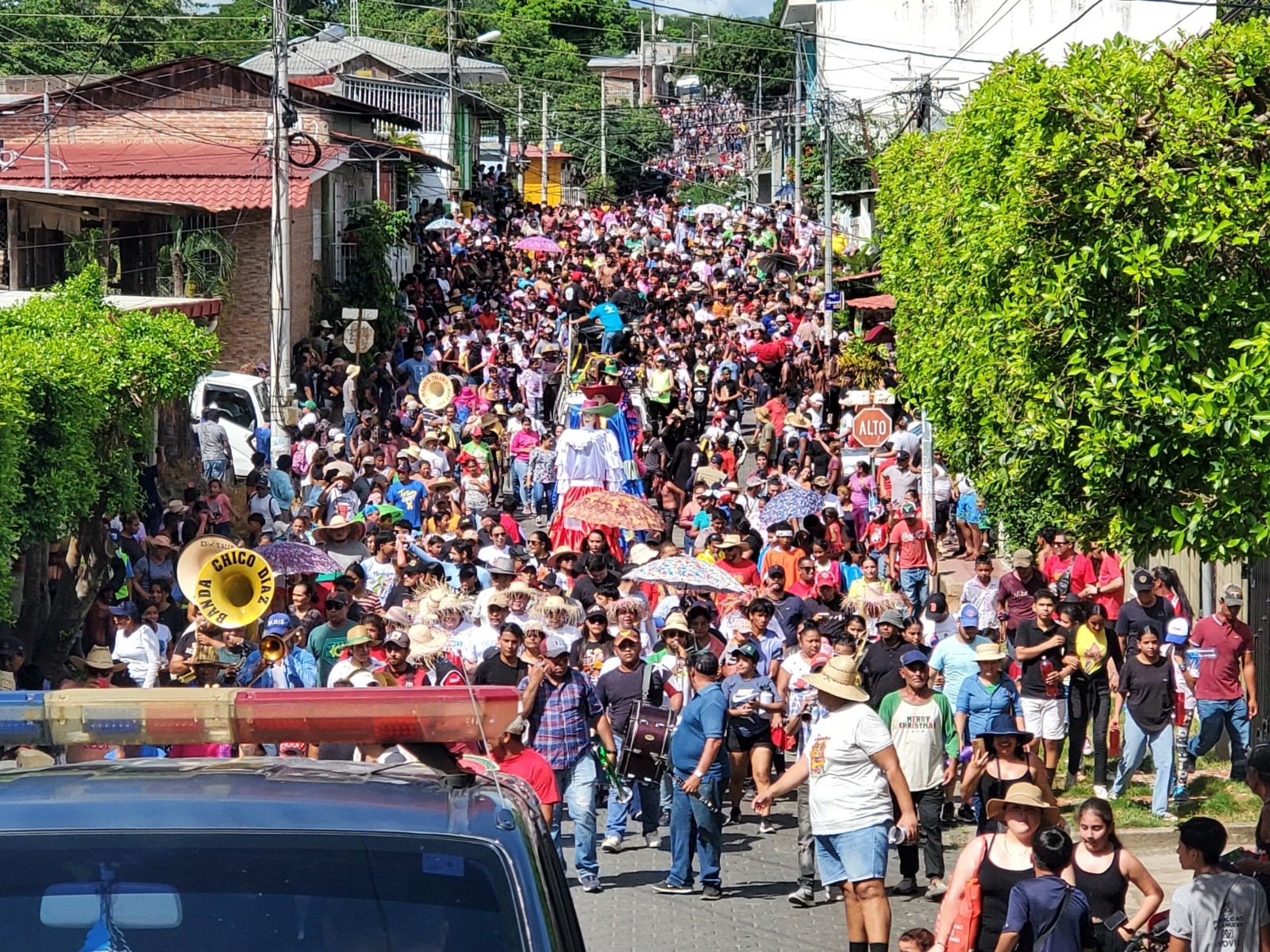 La Grandiosa Gigantona recorre las principales calles de Juigalpa