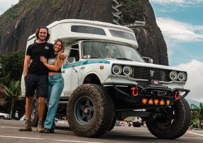 Muere pareja de influencer en accidente de tránsito