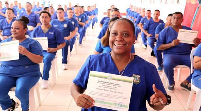 Universidades públicas entregan certificados de reconocimiento a más de 200 pres@s 1