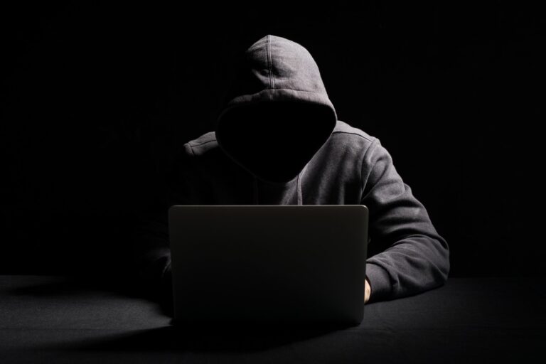 ¡Cuidado con las estafas por internet!