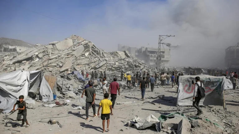 Ataques israelíes en Gaza dejan 14 muertos en nueva escalada de violencia