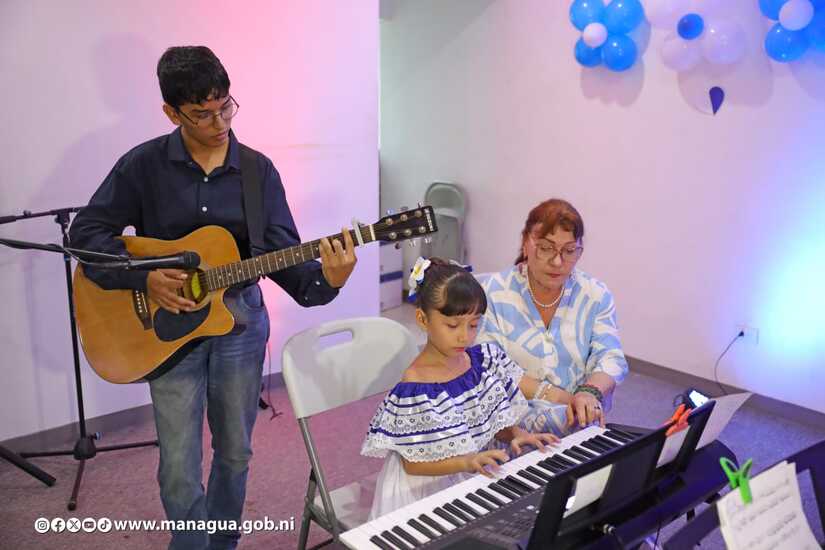 La Alcaldía de Managua, a través de la Casa de Cultura y Creatividad Camilo Zapata, realizó el concierto “¡Qué linda es Nicaragua!”.