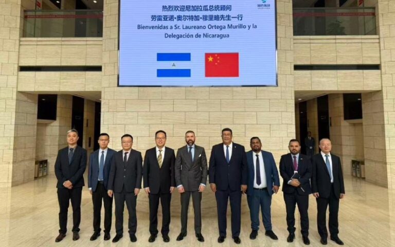 Delegación de Nicaragua fortalece cooperación con empresas chinas en Beijing