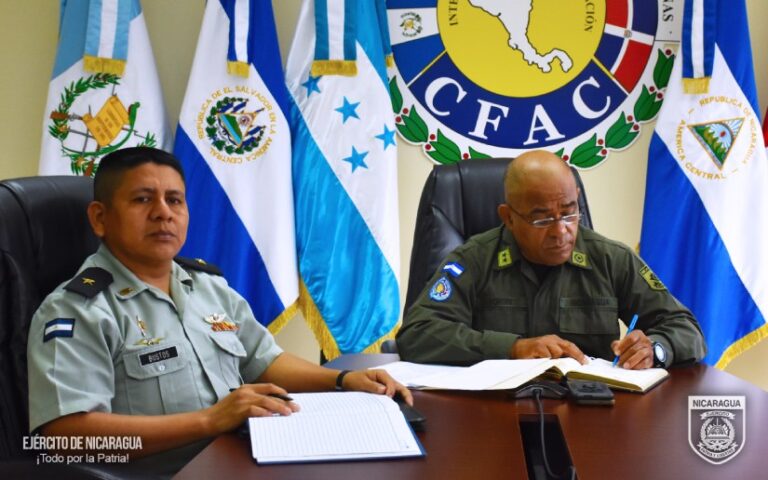 Ejército de Nicaragua en reunión para la participación en la XV Actividad Especializada de Operaciones de Mantenimiento de Paz (OMP) de la CFAC