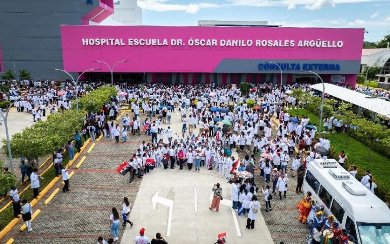 Entrega del Hospital Dr. Óscar Danilo Rosales Argüello