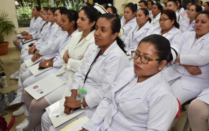 Graduación de 158 especialistas en Enfermería Perinatal se realizará este 24 de septiembre