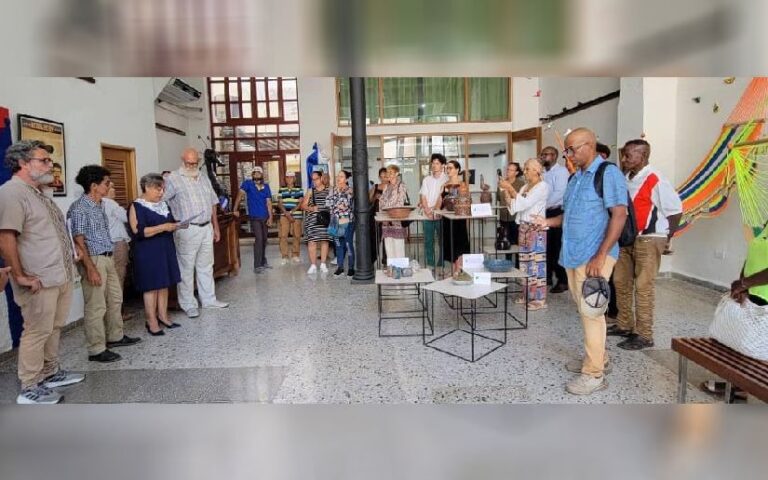 Inauguran en La Habana exposición “Manos Creadoras” con obras de Cuba y Nicaragua