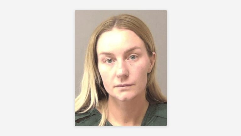 Maestra admite violación pero culpa a la víctima