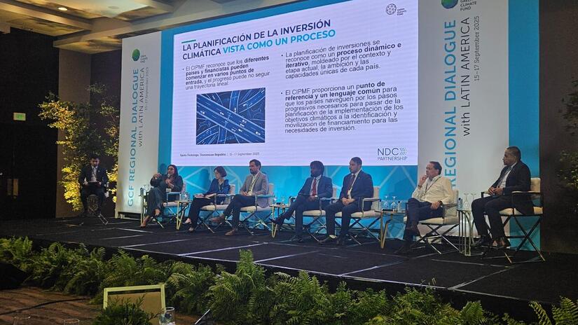 MARENA), participó activamente en el Diálogo Regional del Fondo Verde para el Clima (FVC) con América Latina..