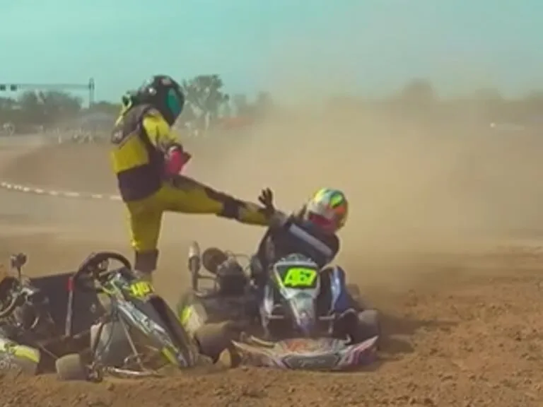 Pelea de pilotos empaña inauguración de pista de karts