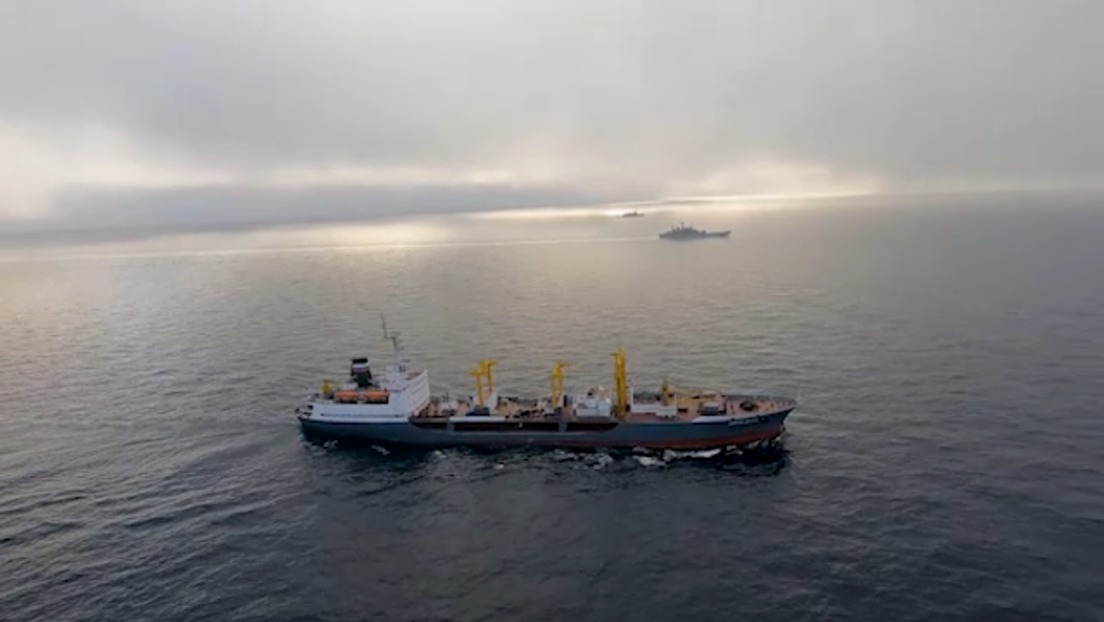 Rusia desplega flota naval para garantizar instalaciones costeras