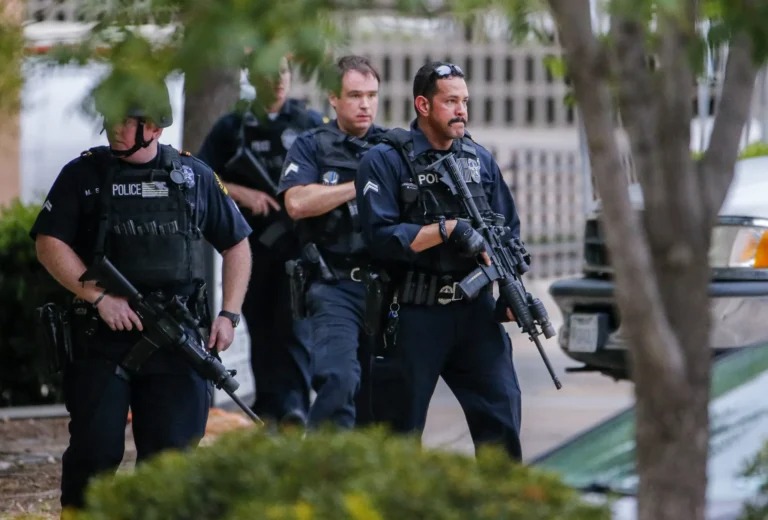 Tiroteo mortal en ICE, en Dallas, EEUU