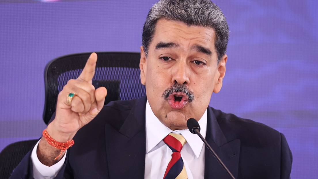 Venezuela va ganando la batalla de verdades ante el mundo, destaca Maduro
