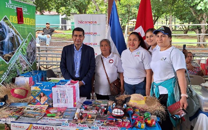 Representación diplomática nicaragüense participa en Feria Cultural Gastronómica en Panamá