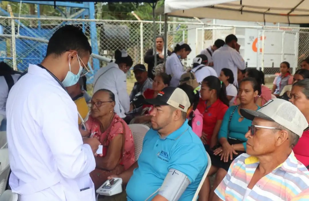 Atenciones de salud llegan hasta el lugar más alejado
