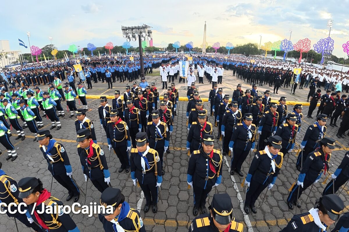 ¡Honor y Gloria a todos los policías!