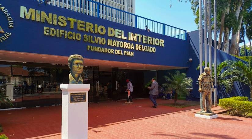 Acto conmemorativo del 46 Aniversario del Ministerio del Interior se pospone debido a lluvias