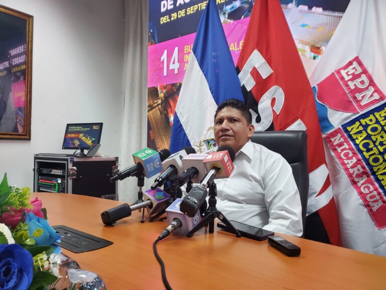 EPN reporta el ingreso de 14 buques internacionales 