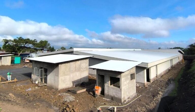 Centro Regional de Hemodiálisis “Flor de Pino” en Estelí alcanza 50% de avance
