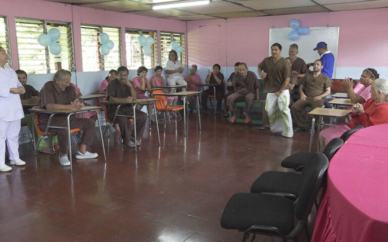 Destacan importancia del cuido de la salud mental