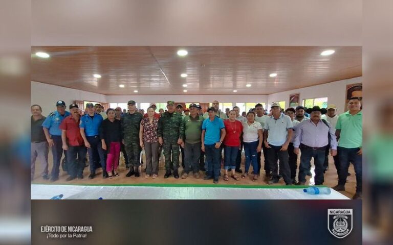 Ejército de Nicaragua fortalece seguridad en el campo junto a productores de Jinotega