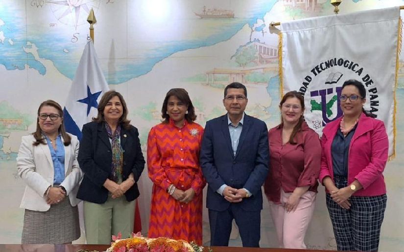 Embajador Carlos Midence visita Universidad Tecnológica de Panamá