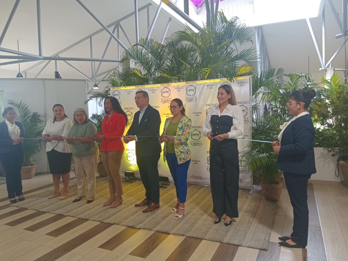 Entregan premios a 21 empresas comprometidas con el desarrollo sostenible