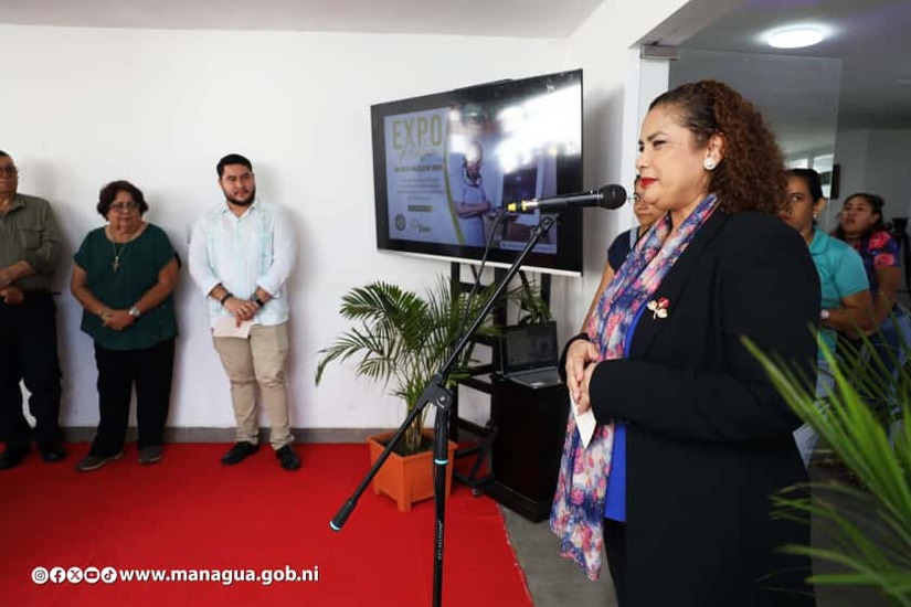 Expo Asilia honra el legado de la pionera del arte primitivista