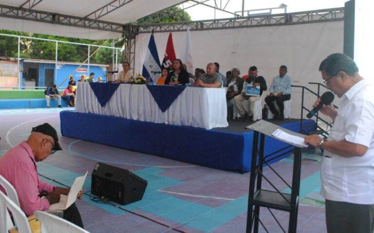 Familias participan en cabildo del Proyecto de Presupuesto Municipal 2026