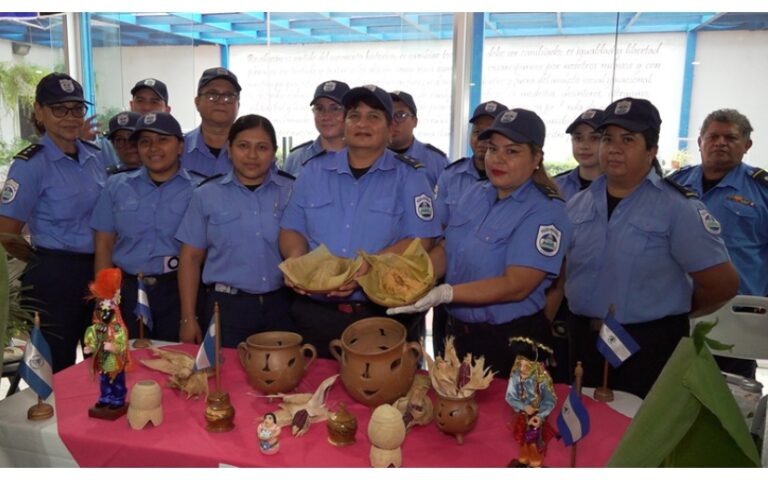 Feria gastronómica y la exposición de platillos en el MINT